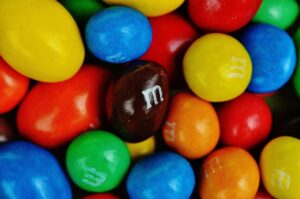 自毛植毛でM字の生え際デザインはどうするべき？